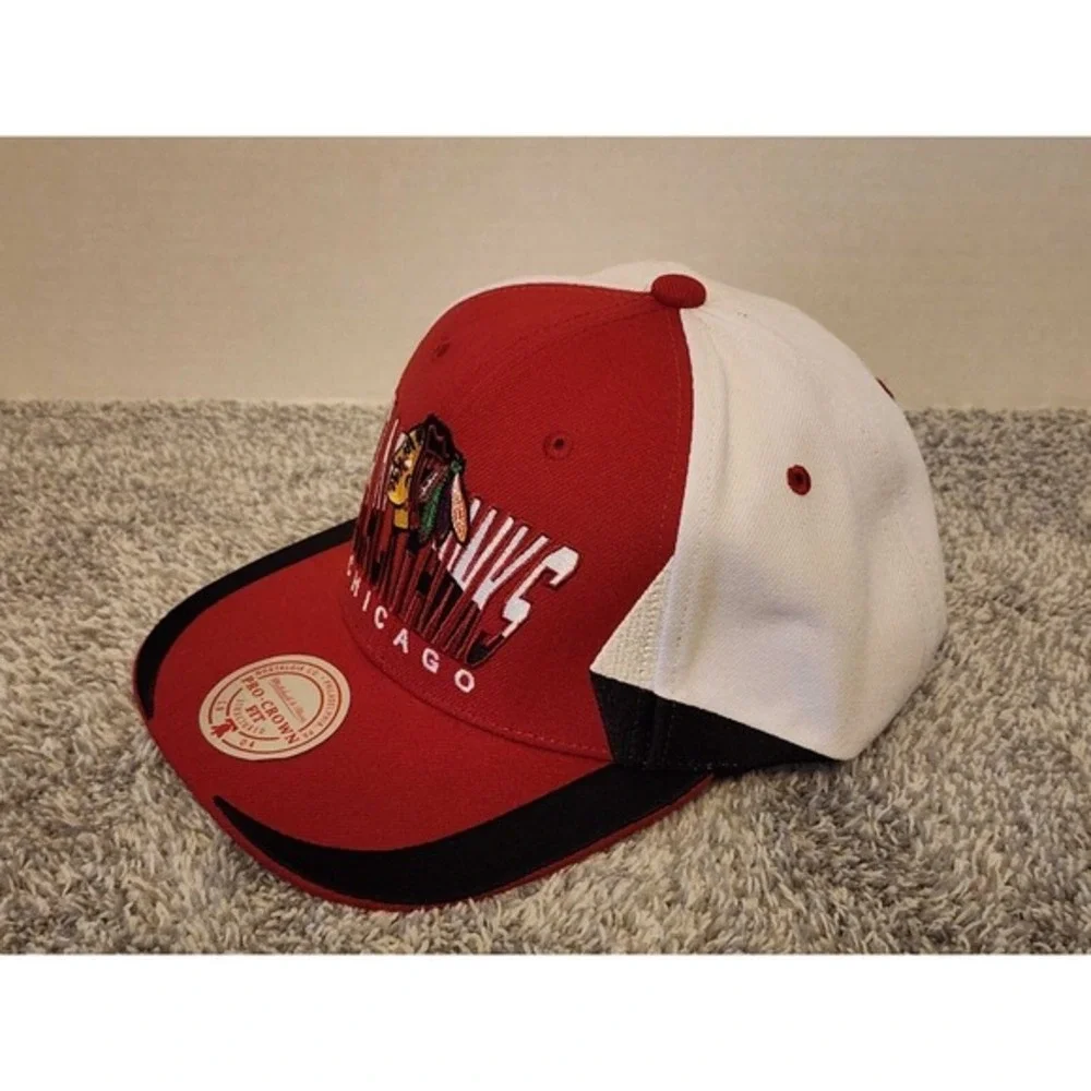 Mitchell & Ness Chicago Blackhawks NHL Retrodome Adjustable Snapback Hat Cap NEW